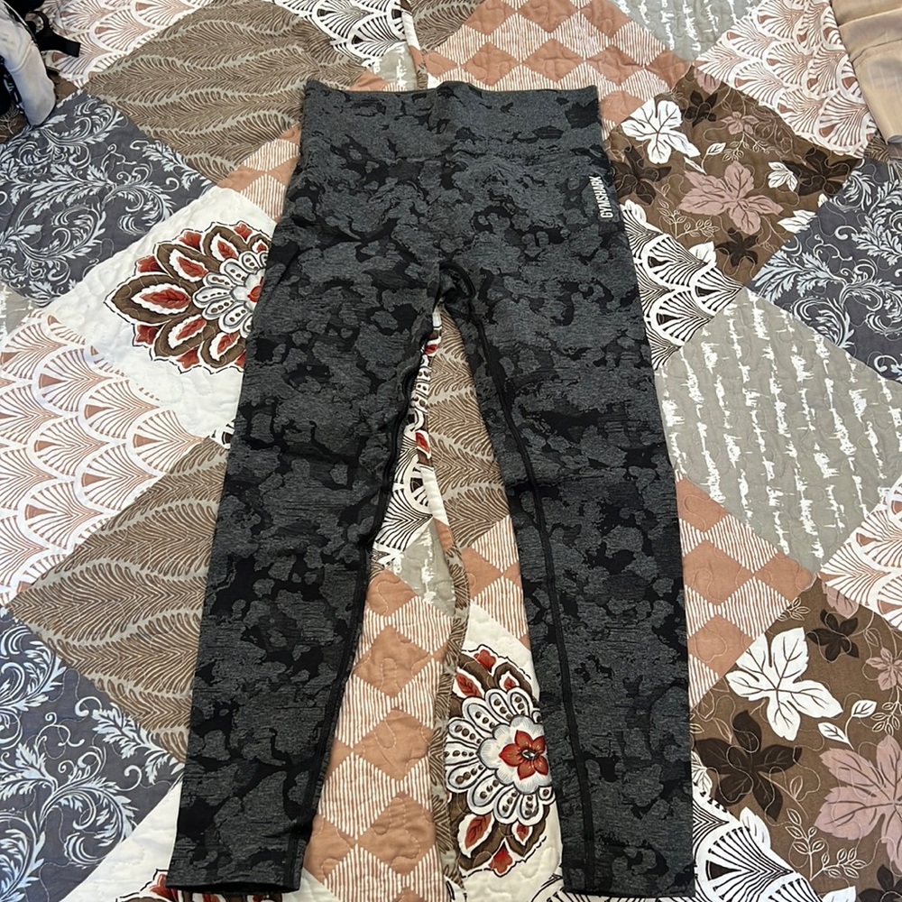Gymshark Adapt Camo Seamless Leggings in Black